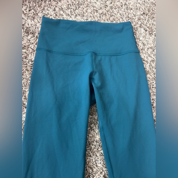 Lululemon Wunder Train High-Rise Tight 25"
Storm Teal Sz 6 - Picture 4 of 12